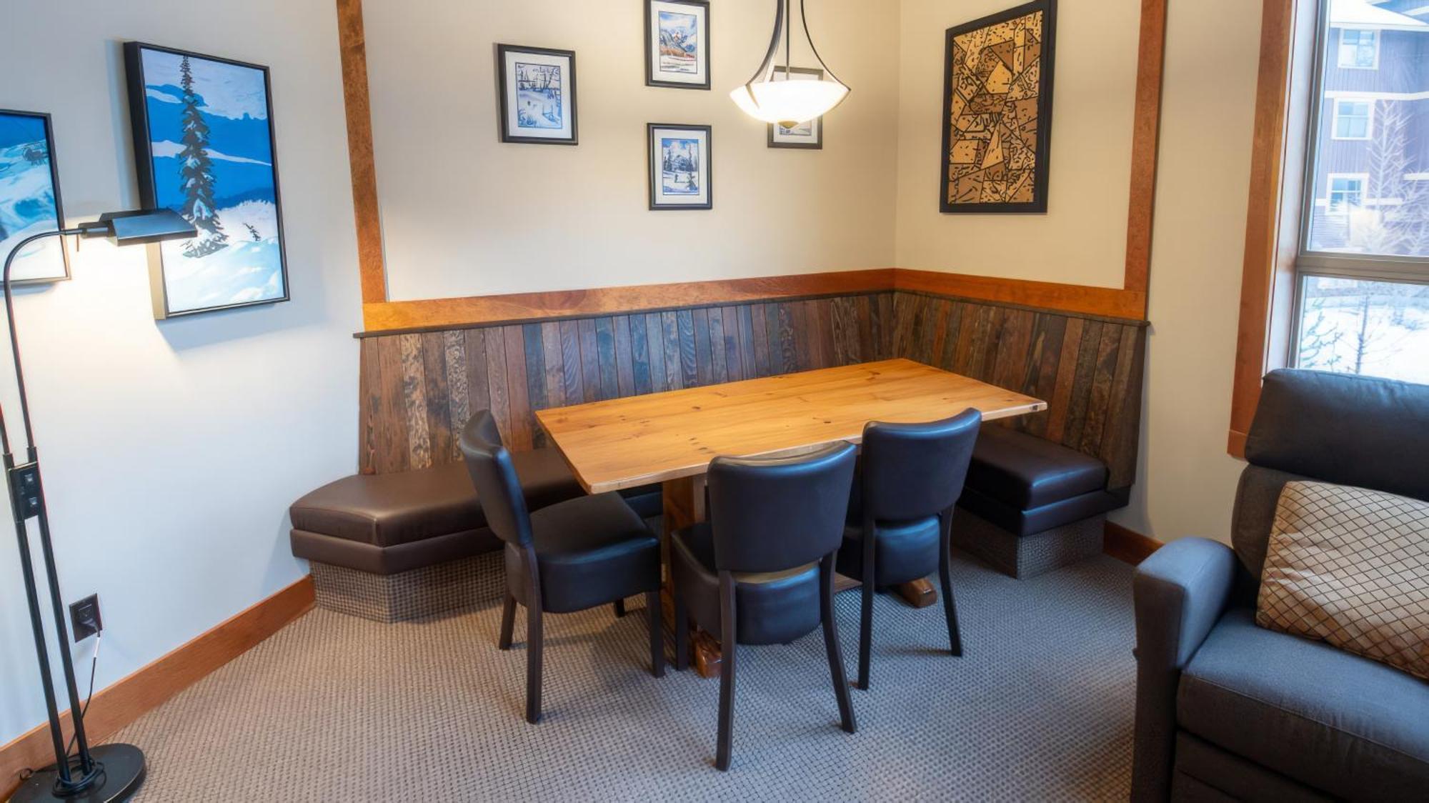 Timberline By Co Apartment
